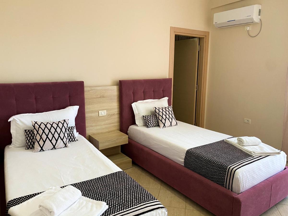 Bel Ami Suita Hotel Orikum Kültér fotó
