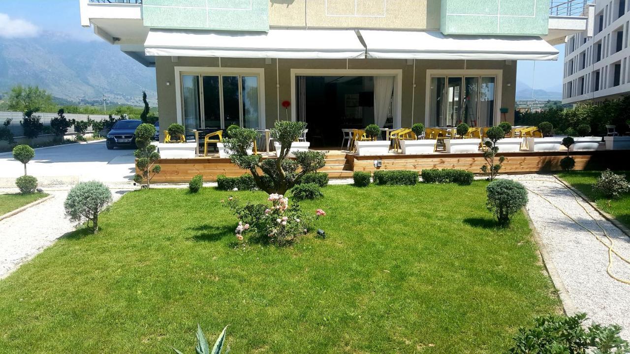Bel Ami Suita Hotel Orikum Kültér fotó