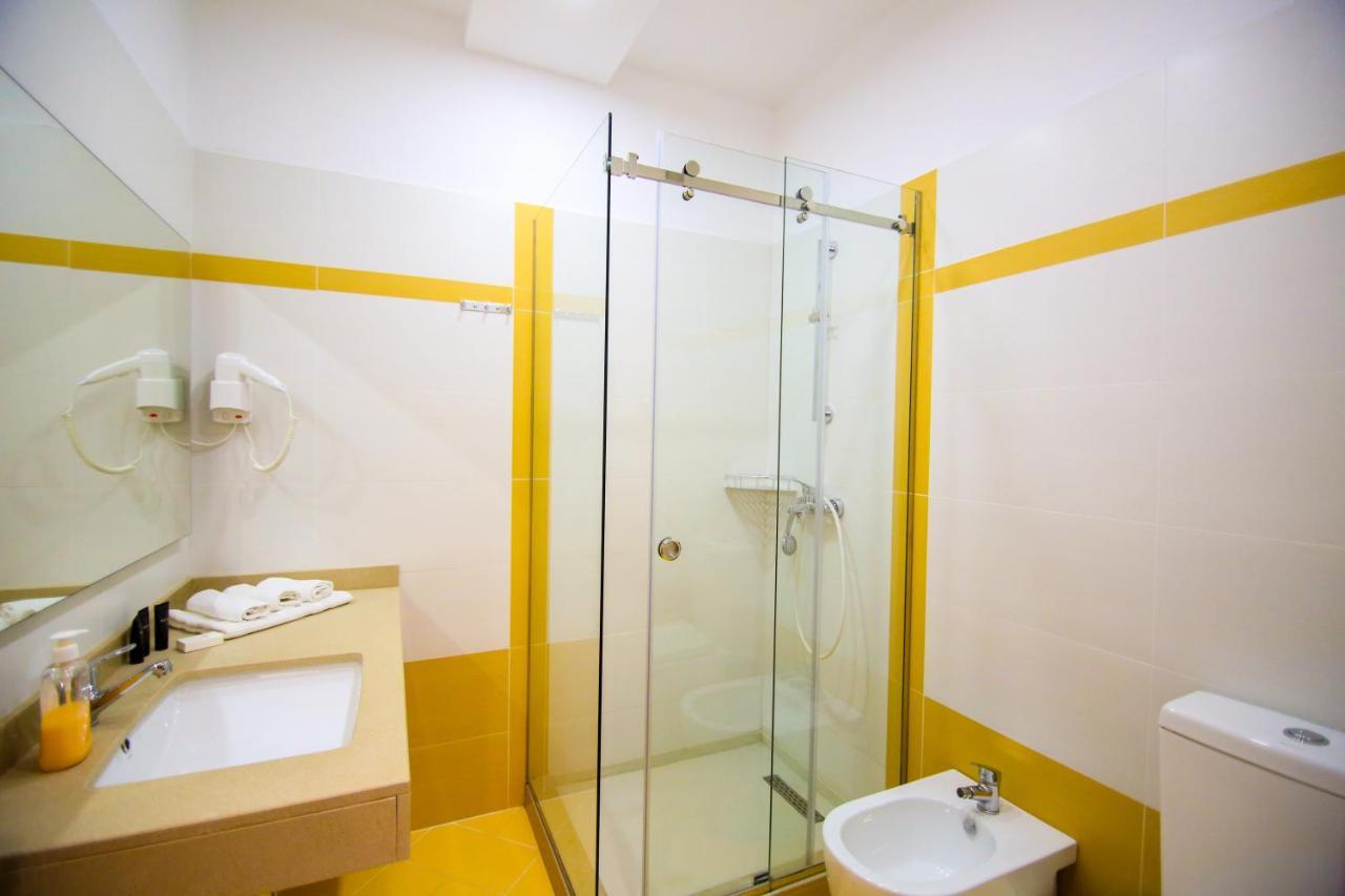 Bel Ami Suita Hotel Orikum Kültér fotó
